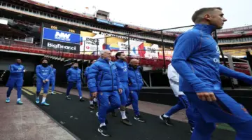 مدرب منتخب فرنسا ينتقد إجراءات التفتيش الصارمة في مطارات أمريكا